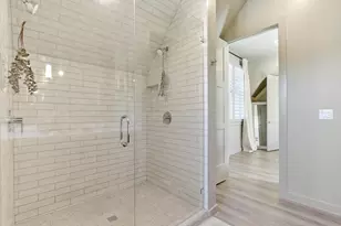 902 Plateau Cir, Austin, TX 78745 - Photo 21