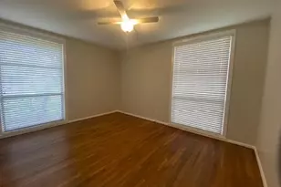 5205 Knight Cir, Austin, TX 78723 - Photo 7
