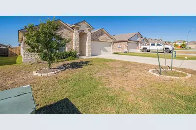 129 Plata Lane, Jarrell, TX 76537 - Photo 3