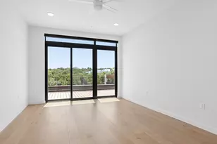 2209 S 1st St, Austin, TX 78704 - Photo 11