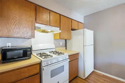 5807 Spring Meadow Road, Austin, TX 78744 - Photo 17