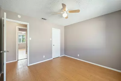 5807 Spring Meadow Road, Austin, TX 78744 - Photo 27