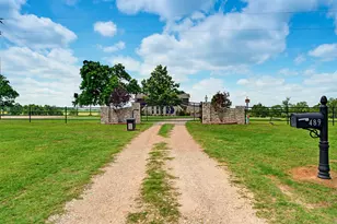 489 Boyd Ln, Rockdale, TX 76567 - Photo 3