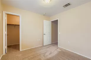 12532 La Paz Ln, Del Valle, TX 78617 - Photo 23