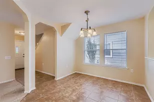 12532 La Paz Ln, Del Valle, TX 78617 - Photo 11