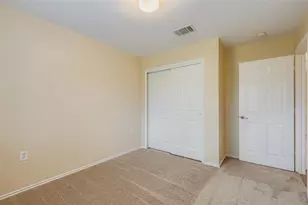 12532 La Paz Ln, Del Valle, TX 78617 - Photo 13