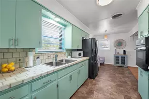 2209 S 51st St, Temple, TX 76504 - Photo 7