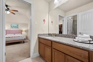 109 Wake Grv, Buda, TX 78610 - Photo 31