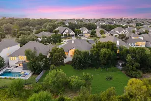 129 Hollytree Ct, Georgetown, TX 78628 - Photo 35