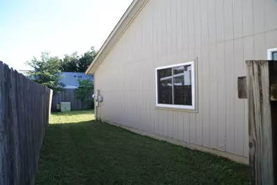 [Address not provided], Austin, TX 78727 - Photo 9