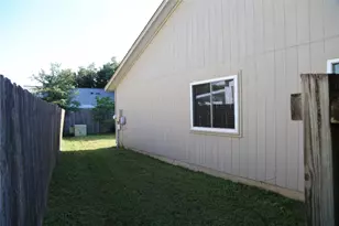 [Address not provided], Austin, TX 78727 - Photo 9