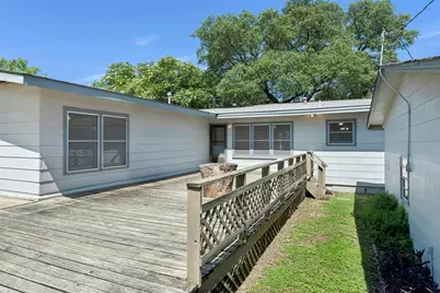 6401 Menchaca Road, Austin, TX 78745 - Photo 23