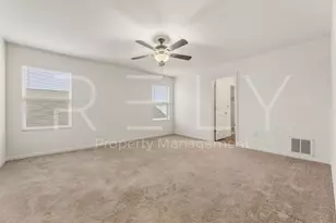 518 Woodpecker Run, Jarrell, TX 76537 - Photo 17