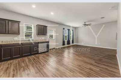 518 Woodpecker Run, Jarrell, TX 76537 - Photo 13