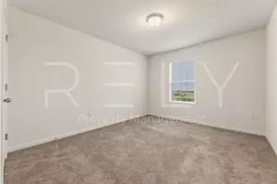 518 Woodpecker Run, Jarrell, TX 76537 - Photo 27
