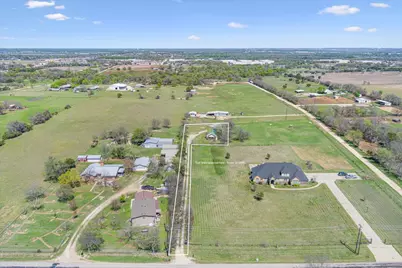 2804 Auction Barn Road, Belton, TX 76513 - Photo 1