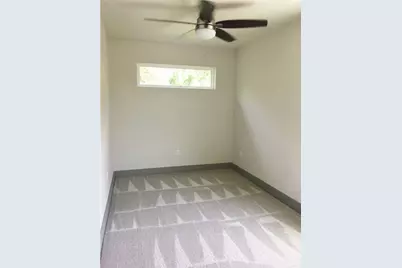 700 E 45th Street #B, Austin, TX 78751 - Photo 9