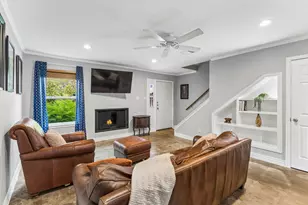 842 Banister Ln, Austin, TX 78704 - Photo 9