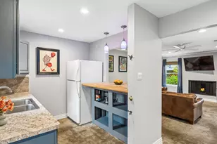842 Banister Ln, Austin, TX 78704 - Photo 17