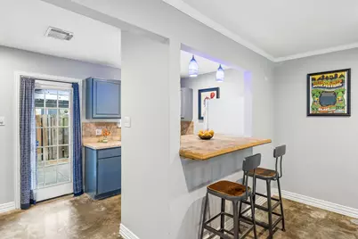 842 Banister Lane, Austin, TX 78704 - Photo 11