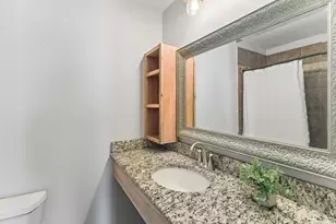 842 Banister Ln, Austin, TX 78704 - Photo 23