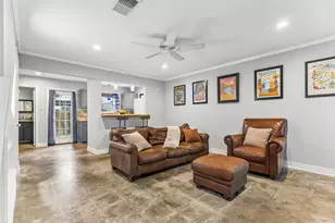 842 Banister Ln, Austin, TX 78704 - Photo 7