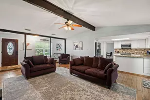 130 Hy Rd, Buda, TX 78610 - Photo 7