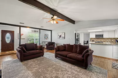 130 Hy Road, Buda, TX 78610 - Photo 7