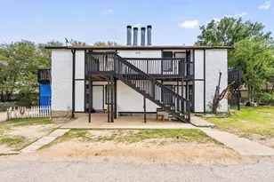 302 Hedgewood Dr, Georgetown, TX 78628 - Photo 27