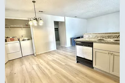 302 Hedgewood Drive, Georgetown, TX 78628 - Photo 21