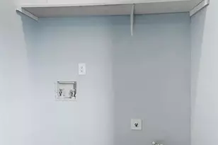 302 Hedgewood Dr, Georgetown, TX 78628 - Photo 15