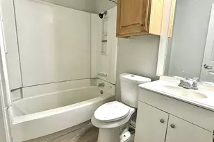 302 Hedgewood Dr, Georgetown, TX 78628 - Photo 25