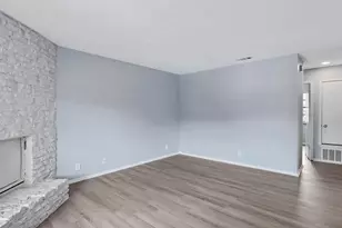 302 Hedgewood Dr, Georgetown, TX 78628 - Photo 3