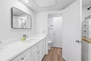 113 World of Tennis Sq, Lakeway, TX 78738 - Photo 29