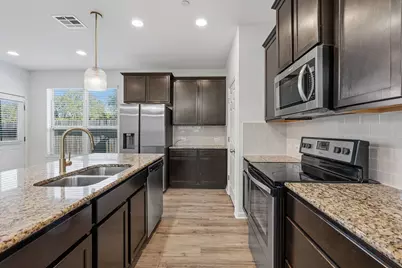 3240 E Whitestone Boulevard #28, Cedar Park, TX 78613 - Photo 7