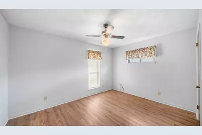 487 Edgewood Avenue, Giddings, TX 78942 - Photo 19