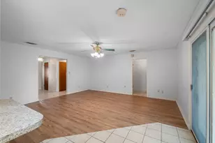 487 Edgewood Ave, Giddings, TX 78942 - Photo 7