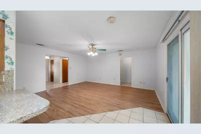 487 Edgewood Avenue, Giddings, TX 78942 - Photo 7