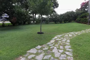 1514 Parker Ln, Austin, TX 78741 - Photo 11