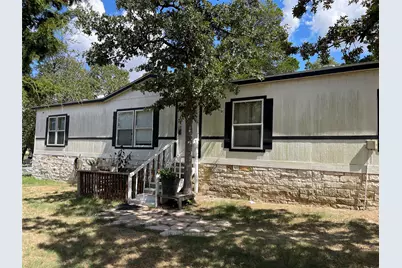 103 Azalea Avenue, Elgin, TX 78621 - Photo 15
