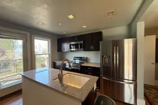 1822 W 35th St, Austin, TX 78703 - Photo 3