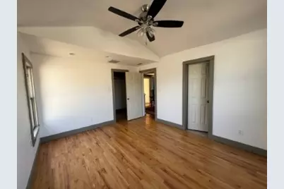 1822 W 35th Street, Austin, TX 78703 - Photo 11