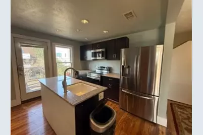 1822 W 35th Street, Austin, TX 78703 - Photo 5
