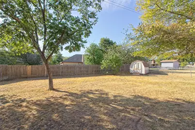 914 Garden Meadow Drive, Georgetown, TX 78628 - Photo 29
