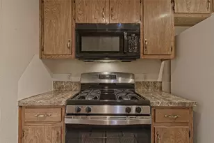 914 Garden Meadow Dr, Georgetown, TX 78628 - Photo 15