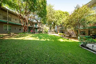 300 Crockett St, Austin, TX 78704 - Photo 21