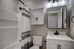 121 S Kanaio Dr, Bastrop, TX 78602 - Photo 37