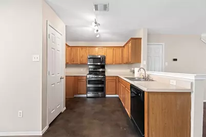 284 Michaelis Road, Kyle, TX 78640 - Photo 7