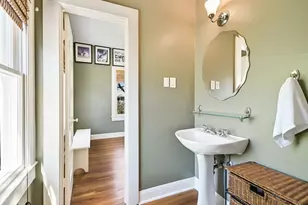 204 W 32nd St, Austin, TX 78705 - Photo 33