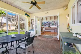 204 W 32nd St, Austin, TX 78705 - Photo 25
